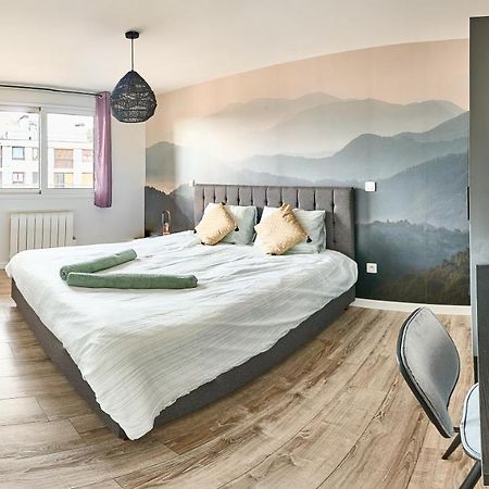 Eclat Dore Bondy Suites Free Parking 外观 照片